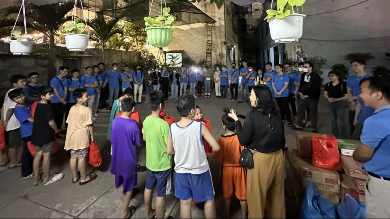 Love-filled Tet - Warm Spring 11 3d5a5009 e8b3 4094 8a57 bed7779e79e7